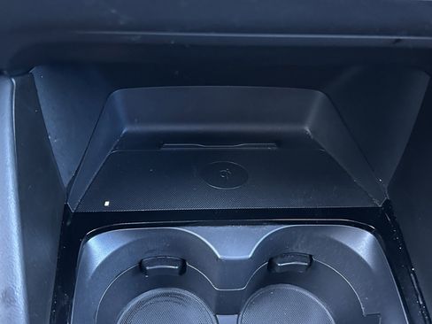 Used 2024 MAZDA MAZDA3 s image 31