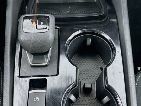 Used 2023 Nissan Rogue S FWD image 25