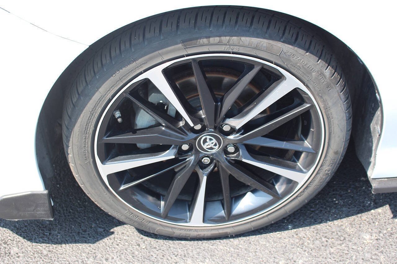 Used 2018 Toyota Camry XSE w/ Driver Assist Package FWD image 8