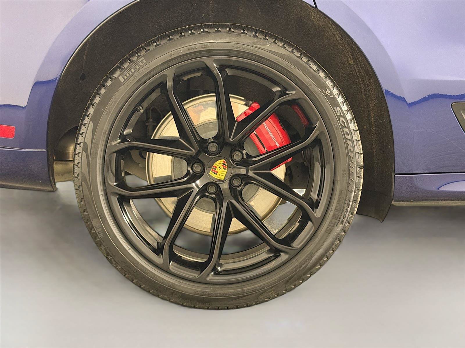 Certified 2023 Porsche Macan GTS AWD/4WD image 13