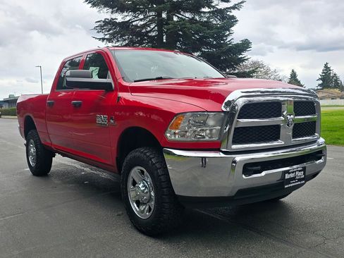 Used 2017 RAM 2500 Tradesman w/ Chrome Appearance Group image 8