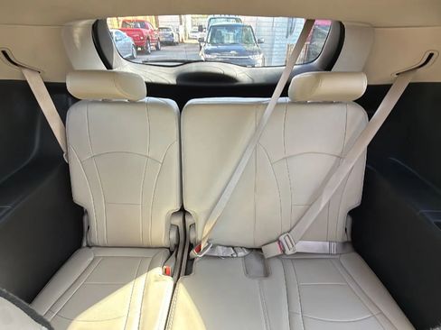 Used 2019 Buick Enclave Essence image 28