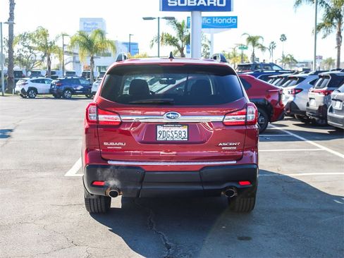 Used 2022 Subaru Ascent Limited w/ Technology Package image 5