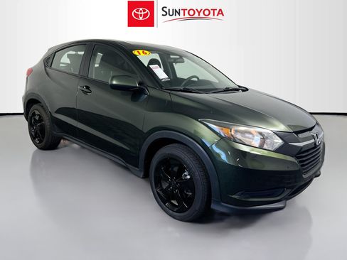 Used 2016 Honda HR-V LX image 1