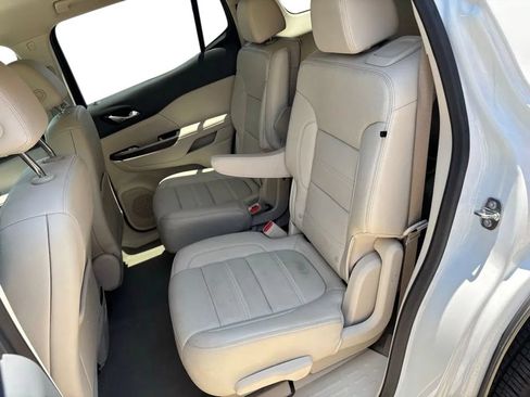 Used 2023 GMC Acadia Denali AWD/4WD image 22