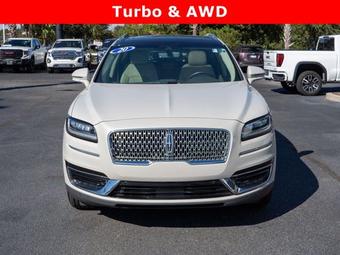 Used 2020 Lincoln Nautilus Reserve w/ Equipment Group 201A image 8