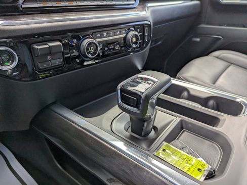 Used 2024 Chevrolet Silverado 1500 LTZ image 28