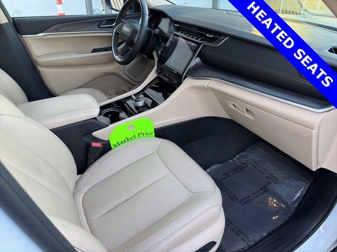 Certified 2022 Jeep Grand Cherokee Limited image 25