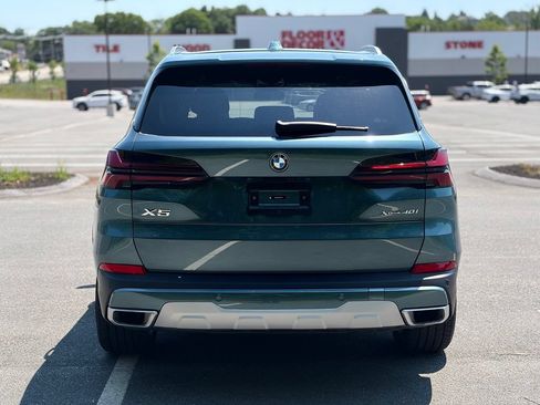 Certified 2026 BMW X5 xDrive40i w/ Parking Assistance Package AWD/4WD image 5