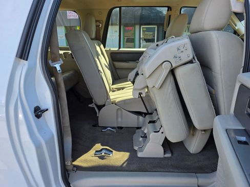 Used 2014 Ford Expedition EL XL image 11