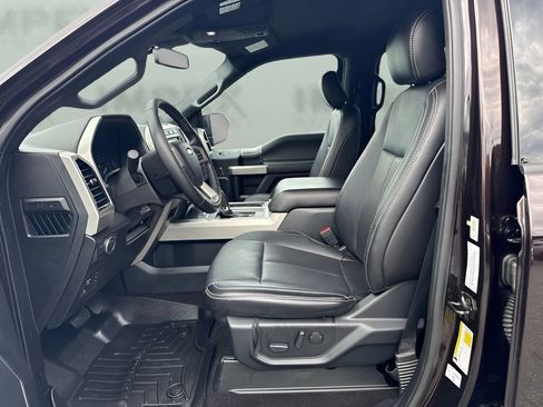 Used 2020 Ford F150 Lariat AWD/4WD image 5