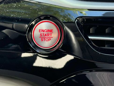 Certified 2025 Acura MDX SH-AWD w/ Technology Package image 26