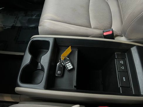 Used 2019 Honda Odyssey LX image 25