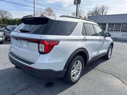 New 2026 Ford Explorer Active AWD/4WD image 5