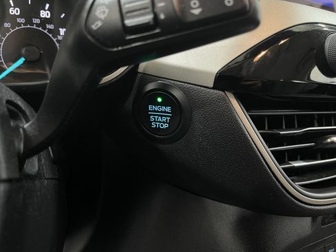 Used 2021 Ford Escape SE w/ SE Sport Appearance Package AWD/4WD image 19