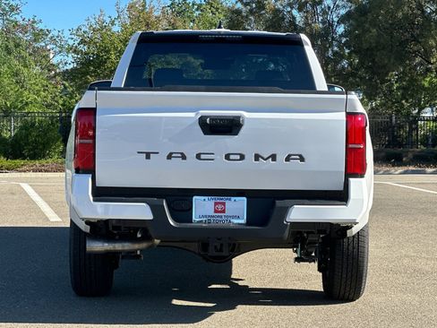 New 2026 Toyota Tacoma SR5 RWD image 5