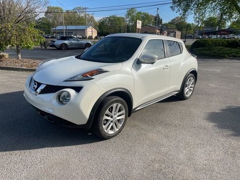Used 2016 Nissan Juke SV w/ Technology Package image 1