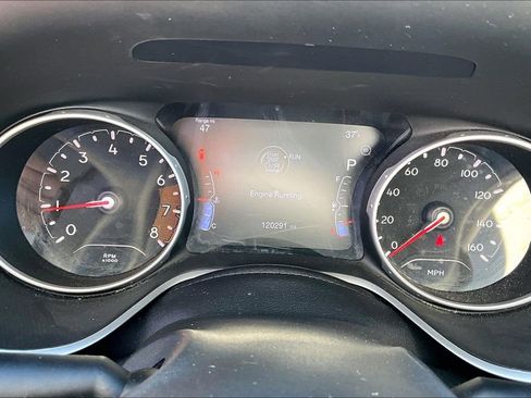 Used 2018 Jeep Compass Latitude w/ Popular Equipment Group image 28