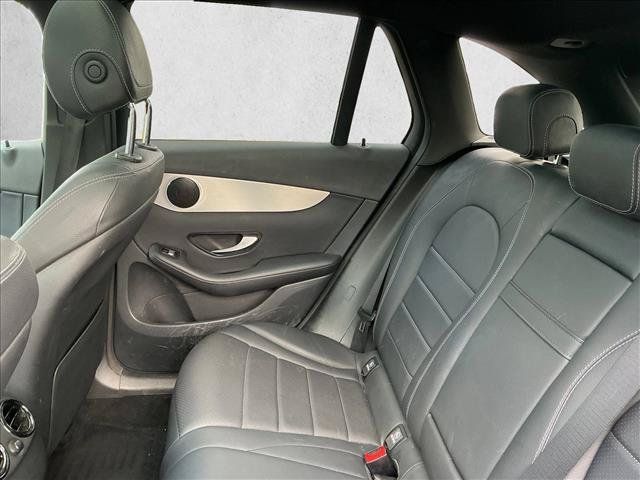 Used 2019 Mercedes-Benz GLC 300 4MATIC image 14