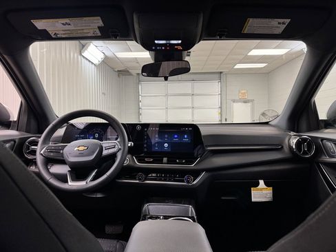 New 2026 Chevrolet Equinox LT image 20