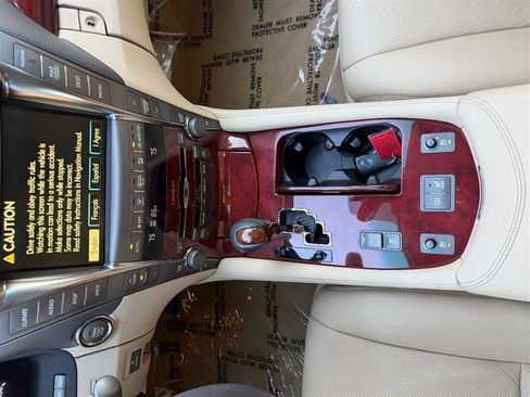 Used 2007 Lexus LS 460 RWD image 34