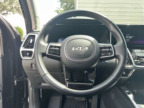 Used 2023 Kia Sorento SX AWD/4WD image 20