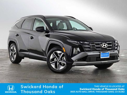 Used 2025 Hyundai Tucson SEL FWD image 1