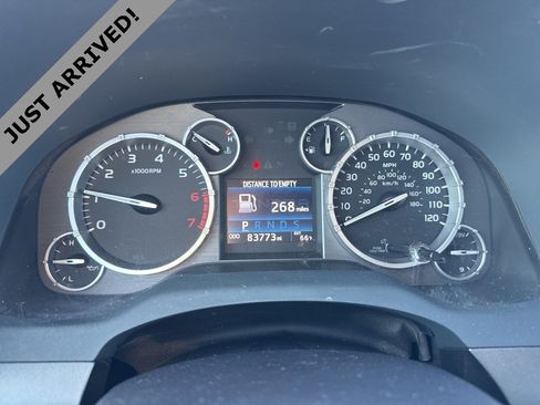 Used 2017 Toyota Tundra SR5 image 9