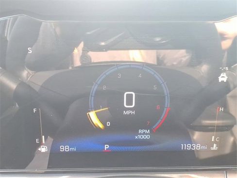 Used 2025 Chevrolet Trax ACTIV w/ Driver Confidence Package image 24