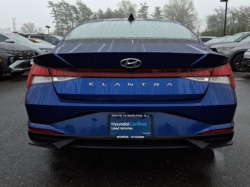 Used 2023 Hyundai Elantra SEL w/ Convenience Package image 6