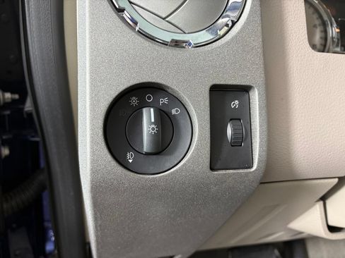 Used 2010 Ford F350 4x4 Crew Cab Super Duty image 13