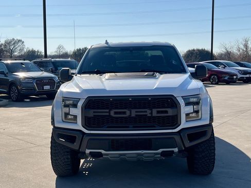 Used 2019 Ford F150 Raptor image 2