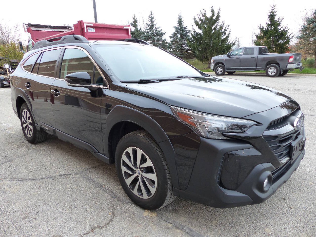 Used 2023 Subaru Outback Premium AWD/4WD image 13