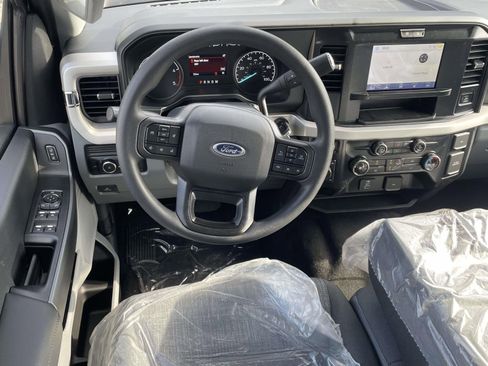 New 2026 Ford F250 XLT w/ FX4 Off-Road Package image 9