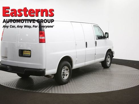 Used 2021 Chevrolet Express 2500 image 38