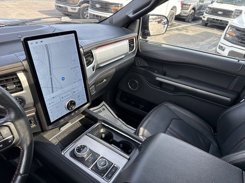 Used 2024 Ford Expedition Timberline image 31