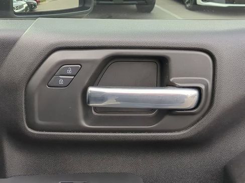 Used 2024 Chevrolet Silverado 2500 Custom w/ Custom Value Package image 36