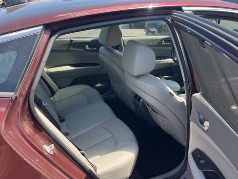 Used 2017 Kia Optima EX w/ Premium Package image 12