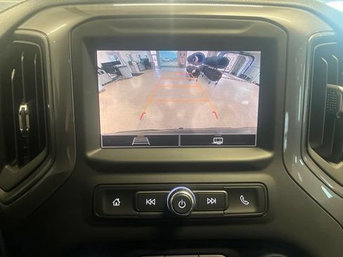 Certified 2022 Chevrolet Silverado 1500 Custom AWD/4WD image 20