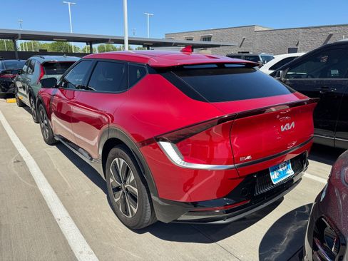 Certified 2024 Kia EV6 Wind image 3