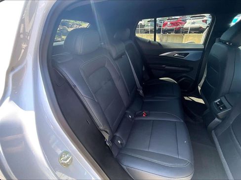 Used 2025 Chevrolet Equinox EV LT w/ Convenience Package FWD image 22