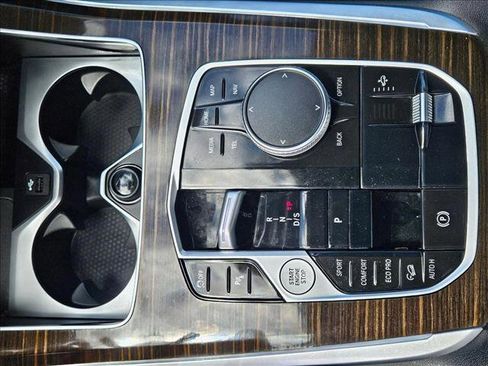 Used 2024 BMW X7 xDrive40i image 13