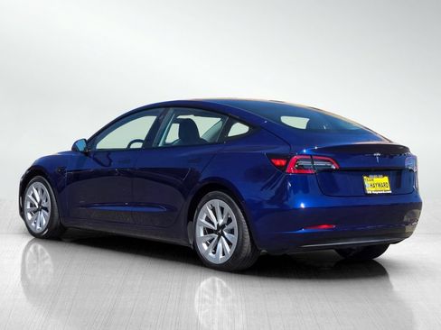 Used 2023 Tesla Model 3 Standard Range RWD image 7