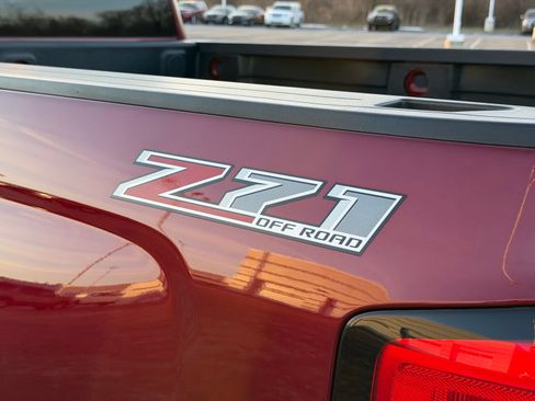 Used 2017 Chevrolet Silverado 1500 LT w/ All Star Edition image 31