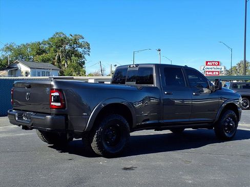 Used 2024 RAM 3500 Limited w/ Night Edition image 28