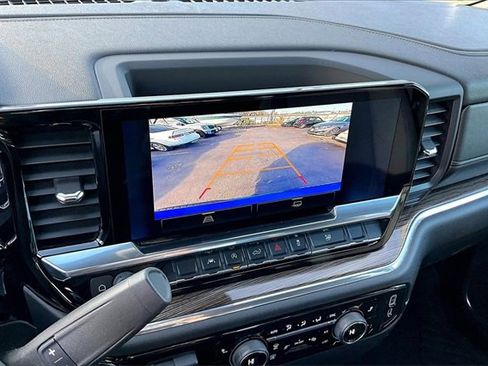 Used 2024 Chevrolet Silverado 1500 RST image 19