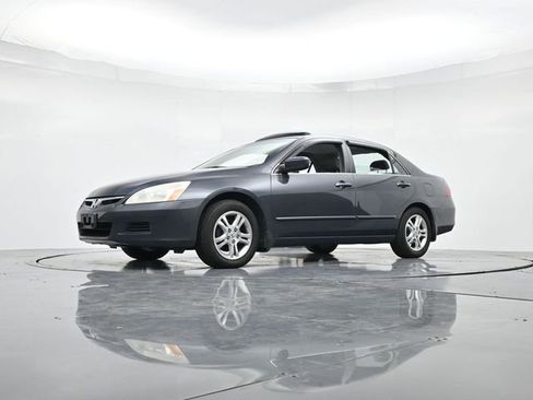 Used 2007 Honda Accord EX image 32