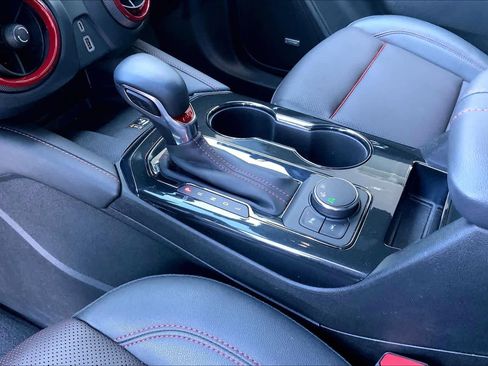 Used 2025 Chevrolet Blazer RS image 18