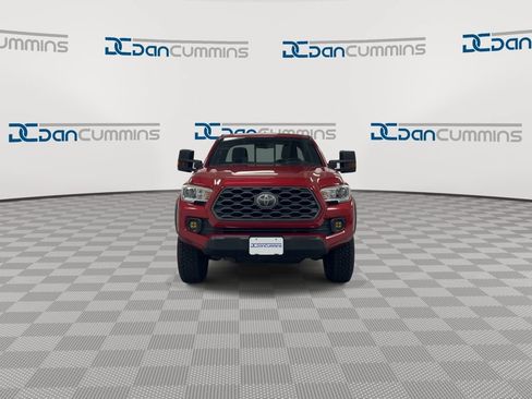Used 2020 Toyota Tacoma TRD Off-Road AWD/4WD image 3