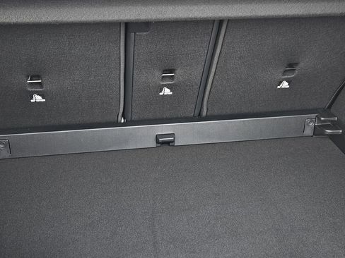 New 2026 Mercedes-Benz GLA 250 image 10